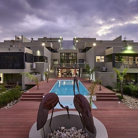 Dynasty Forest Sandown Serviced Apartments & Self Catering Hotel Йоганнесбурґ Екстер'єр фото