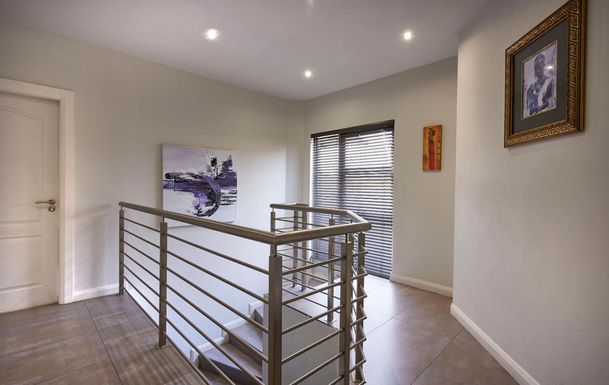 Dynasty Forest Sandown Serviced Apartments & Self Catering Hotel Йоганнесбурґ Номер фото