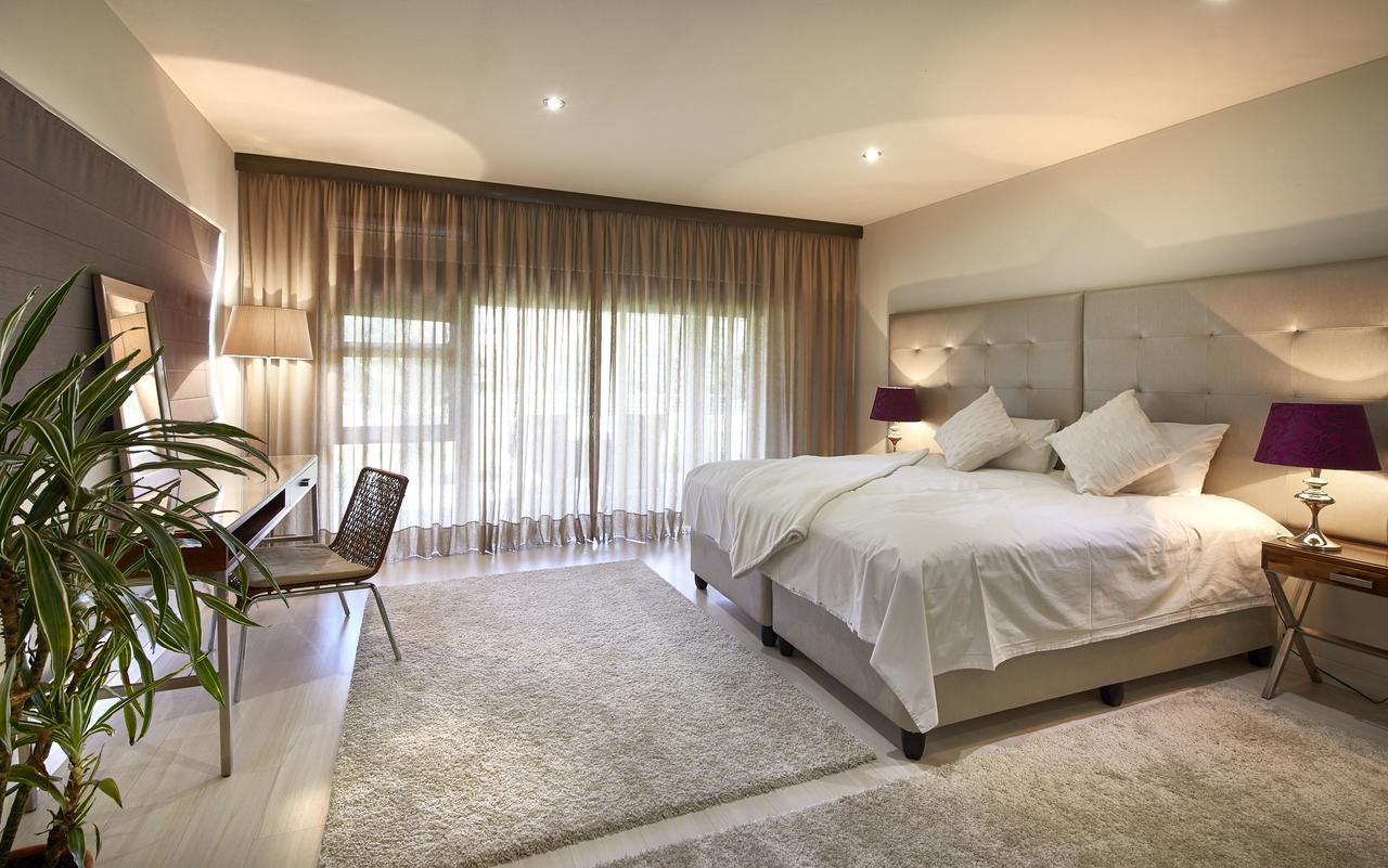 Dynasty Forest Sandown Serviced Apartments & Self Catering Hotel Йоганнесбурґ Екстер'єр фото
