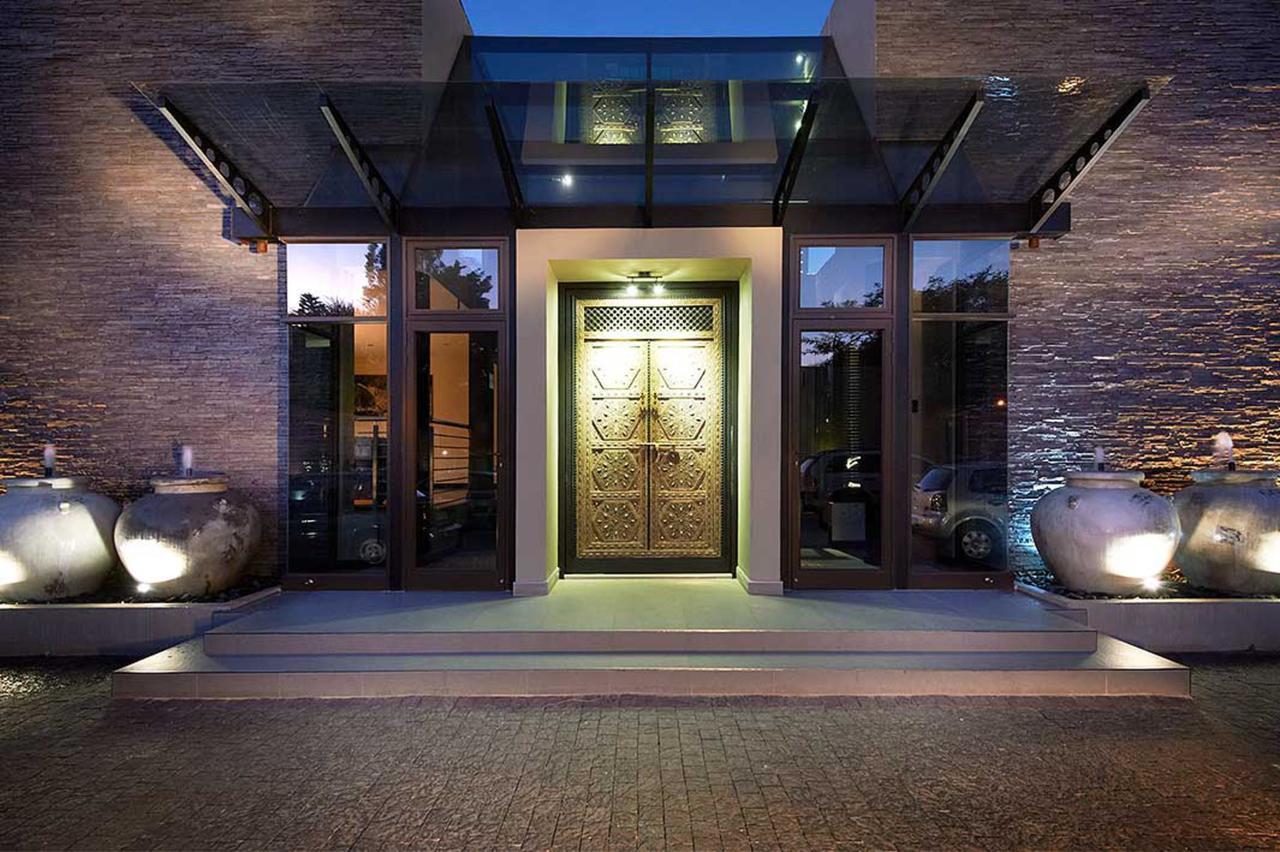 Dynasty Forest Sandown Serviced Apartments & Self Catering Hotel Йоганнесбурґ Екстер'єр фото