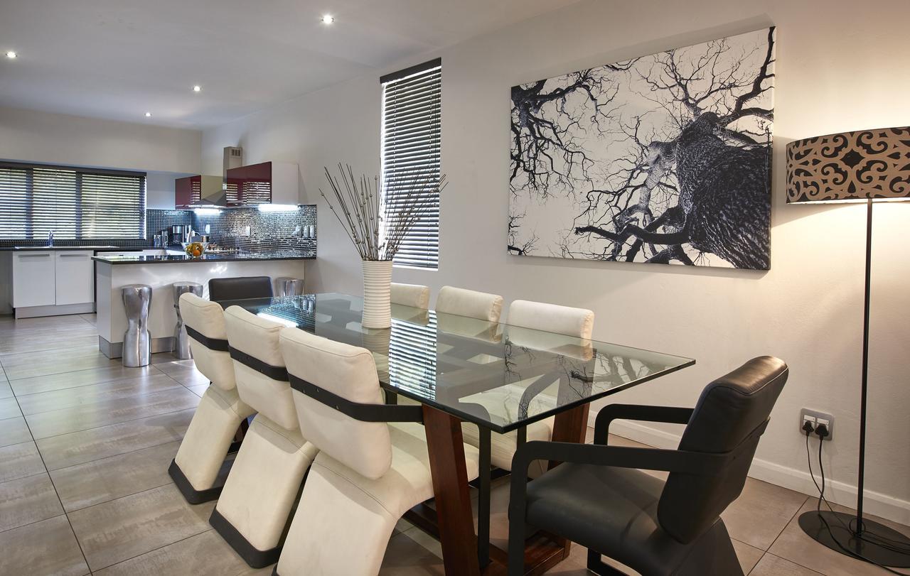 Dynasty Forest Sandown Serviced Apartments & Self Catering Hotel Йоганнесбурґ Екстер'єр фото